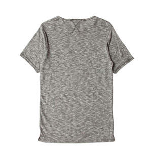 เสื้อยืดออกกำลังกายทรงโอเวอร์ไซส์ รุ่น Roman Knit (สีชาร์โคล) ดีไซน์ทรงบ็อกซี่ ผ้าพิมพ์ลาย น้ำหนัก 240 กรัม รุ่นพิมพ์ลายสำเร็จรูป - Product Image 2