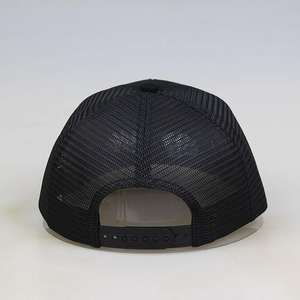 Casquette Trucker Personnalisable en Coton Respirant à Six Panneaux avec Patch en Cuir, Couleur Unie, Style Décontracté, Adaptée aux Quatre Saisons - Product Image 3