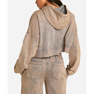 Top court à capuche pour femmes avec logo personnalisé, sweat-shirt à capuche court respirant et lavé à l'acide, vente en gros à prix d'usine, haut pull streetwear - Product Image 6