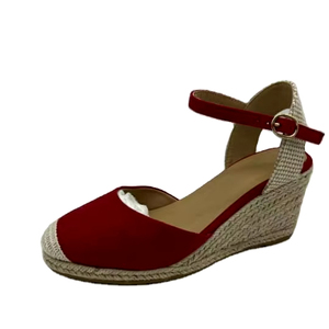 Espadrilles de qualité supérieure au design unique, très confortables, respectueuses de l'environnement, spécialement conçues pour les filles du Bangladesh - Product Image 2