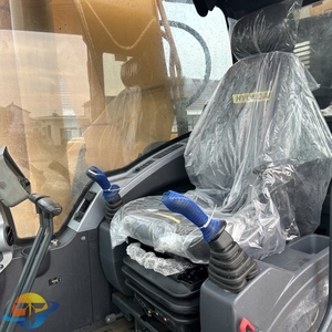 Excavadora de Orugas Hyundai 305LC-9T Usada de Alta Calidad en Venta, de Segunda Mano, con Motor, Caja de Cambios y Componentes Centrales - Product Image 2