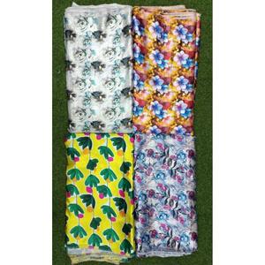 Tissu imprimé en satin Malai doux et léger pour Kurti Tops Robes occidentales Conception de mode Boutique de couture et vêtements DIY - Product Image 6