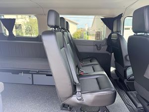 รถตู้ฟอร์ดทรานซิท 350 XL AWD ปี 2023 สภาพดี ใช้งานน้อย - Product Image 5