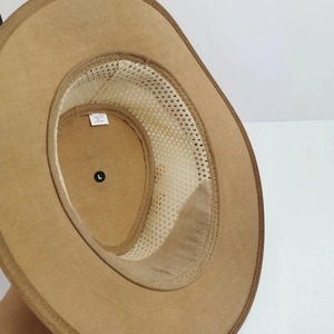 Chapeau en liège naturel avec filet et dentelle marron - Product Image 3