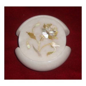 Shine Handmade Round Shaped Best Fantastic White <b>Marble</b> <b>Coaster</b> With Fancy and Glossy Surface for Kitchen - Product Image 1