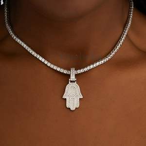 Bijoux Hip Hop Glacé Collier Personnalisé Rappeur Main de Moissanite Collier Argent 925 VVS Mossanite Femmes Pendentif - Product Image 1