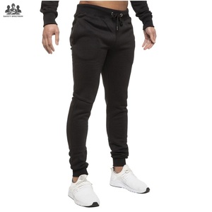 Nouveauté Vente chaude Survêtement décontracté d'hiver pour hommes à manches longues Coupe classique Écologique pour adultes Vente en gros Meilleur prix Uni - Product Image 6