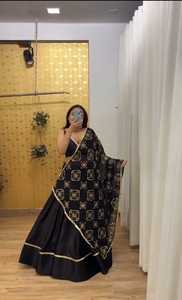 Navratri lehenga ที่สวยงามและได้รับความนิยมมากที่สุดด้วยลูกไม้ใส่ทำงาน - Product Image 2