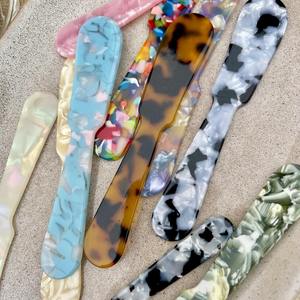 Cuillère en résine artistique pour servir les aliments, collection exclusive pour les cafés, la cuillère en résine est conçue pour une utilisation commerciale fréquente - Product Image 1