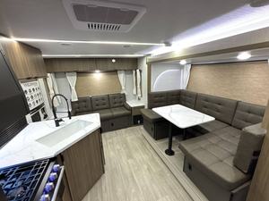 Nouveau 2026 F-o-r-e-s-t R-i-v-e-r Wildwood X-L-i-t-e 24RLXL - Product Image 6