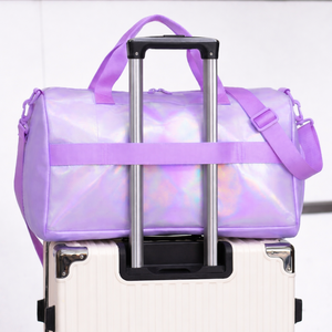 Sac de sport spacieux personnalisé holographique pour cheerleading avec logo personnalisé, sac de week-end pour filles pour l'entraînement de danse et les voyages - Product Image 3