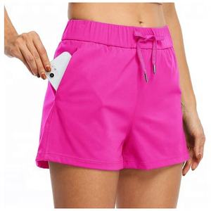 Shorts de course élégants pour femmes, alliant mode, confort et performance pour les femmes actives - Product Image 5