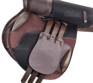 El sillín de salto de contacto cercano de cuero italiano más vendido para carreras de caballos inglesas occidentales de la India - Product Image 2