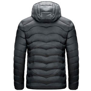 Vente en gros Veste matelassée élégante pour hommes, logo personnalisé, col à capuche, rue principale, hiver, service OEM, toile polyester imperméable - Product Image 2
