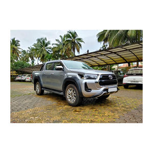 Hilux Double Cabin <b>Truck</b> with Ample <b>Cargo</b> Space and Efficient diesel Engine - Product Image 5
