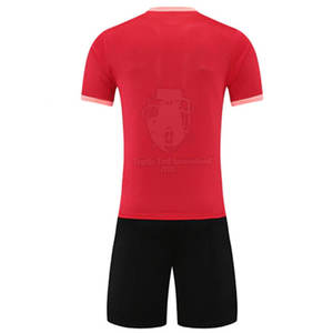 Uniforme de football pour hommes en polyester respirant de grande taille, vente en gros, matériau durable, manches courtes, col rond, personnalisable - Product Image 2