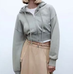 Vente en gros Sweat à capuche gris uni avec logo sur le devant Fermeture à glissière complète Col à capuche pour les saisons d'automne - Product Image 3
