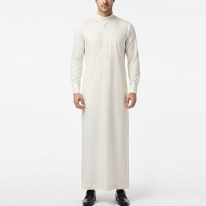 Thobe moderne décontracté de qualité supérieure pour hommes, vêtements islamiques, détails élégants, sensation de confort, look élégant, coton - Product Image 1