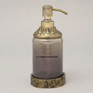 ตู้ทำสบู่ที่ใช้ในครัวเรือนสำหรับห้องน้ำและที่บ้านพื้นผิวลายนูนชุบทองทรงกลมทำจากอลูมิเนียมโลหะและแก้ว - Product Image 1