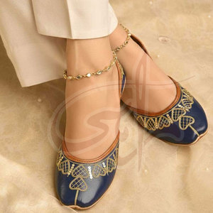 Chaussures de mode pour femmes de haute qualité, marque privée, Khussa, antidérapantes, haute performance, semelle en cuir, options personnalisables - Product Image 2