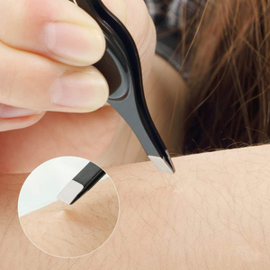 Pinces à épiler inclinées de couleur noire pour l'épilation, pinces à épiler pour l'épilation avec poignée pour le pouce - Product Image 6