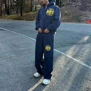 Survêtement épais deux pièces pantalon de survêtement à jambes larges et ensemble de sweat à capuche personnalisé surdimensionné fabricant de sweat à capuche zippé survêtement pour hommes - Product Image 6