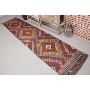 Tapis turc vintage de 2,3 x 11,3 pieds, tapis de couloir, tapis kilim rouge à motifs floraux - Product Image 1