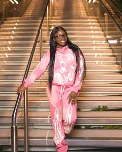 Sudadera con capucha con bordado desgastado para hombre de peso pesado con logotipo personalizado, chándal con cremallera para correr de invierno desteñido al sol, chándal de tela de rizo de 500GSM - Product Image 3