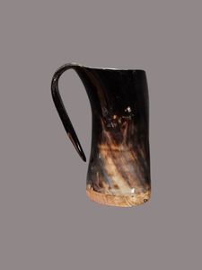 TAZAS DE CUERNO PARA BEBER CON GRABADO en tamaños grandes adecuados para suministros Vikingos de la jarra de cuerno de la India para ocasiones navideñas - Product Image 5