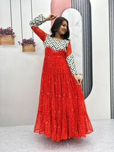 Último Diseño de Salwar Kameez para Mujer en Georgette Pesada con Apliques de Espejo, Secado Rápido, para Fiestas, Festivales Indios y Pakistaníes - Product Image 5
