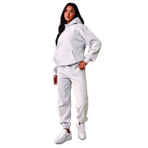 Ensemble de survêtements pour femmes conçu pour le confort Style et la polyvalence Parfait pour les modes de vie actifs - Product Image 3