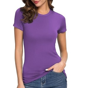 T-shirt pour femme en coton polyester, coupe ajustée, manches courtes, col rond, impression de logo personnalisée de haute qualité - Product Image 1