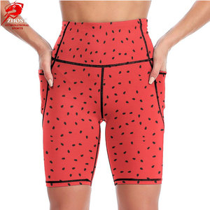 Shorts de yoga personalizados para mujer, de cintura alta, sin costuras, para entrenamiento, gimnasio, ropa deportiva para correr, entrenar y fitness. - Product Image 1
