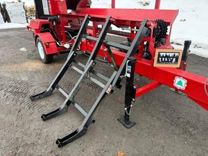 Processeur de bois de chauffage Timberwolf Pro-LP 25 tonnes, moteur à essence 22 CV, capacité de bûches de 16 pouces, fendeuse de bûches commerciale remorquable - Product Image 6