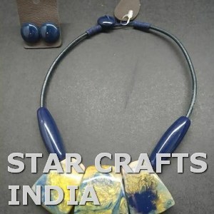 Best Selling Wedding Christmas Stylish High Quality Resin Pendant With Metal <b>Necklaces</b> Accessories Women <b>Necklace</b> Jewelry - Product Image 3