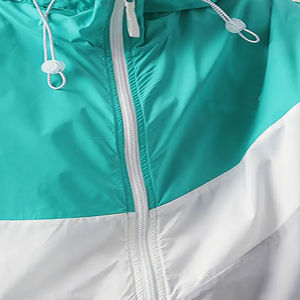 Veste coupe-vent imperméable sur mesure de haute qualité pour hommes, fermeture éclair non tissée, col montant, logo frontal, vestes d'extérieur - Product Image 5