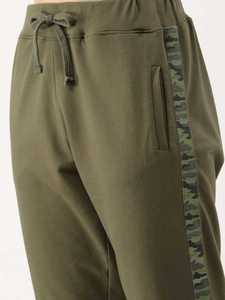 Dernières pantalons de survêtement pour femmes de haute qualité solide vert foncé avec panneau camouflage latéral Design Streetwear Style décontracté Lounge Wear 2026 - Product Image 4