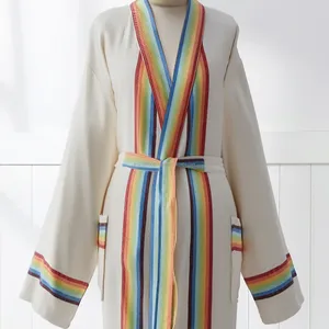 Peignoir unisexe 100% coton, best-seller, séchage rapide, vêtements de nuit d'été, tissu respirant, léger, toute l'année, fabrication ODM en Turquie - Product Image 2