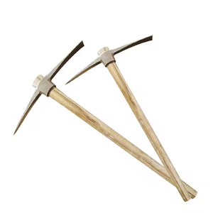 Pioche en fonte de jardin fabriquée en Inde avec manche en bois, prix d'usine en gros sur le marché américain et européen - Product Image 1