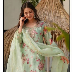 ชุดเสื้อผ้าชาลวาร์ คามีซ ผ้าออร์แกนซ่าพิมพ์ลายสวยงาม พร้อมกางเกงผ้าฝ้ายนำเข้า ชุดผ้าคลุมไหล่ดูปัตตาสุดหรู ไซส์ XL และ XXL - Product Image 1