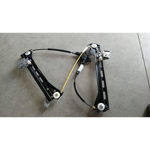 กลไกปรับกระจกหน้าขวา รถเมอร์เซเดส CLS W218 (10>17) รุ่น 982634-210 - Product Image 5