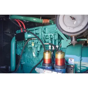 Groupe électrogène diesel industriel triphasé d'occasion 500 kW, sortie 277/480 V, sur remorque, pour alimentation de secours commerciale - Product Image 3