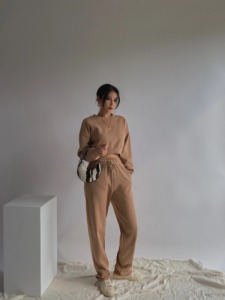 Qualité supérieure femmes deux pièces printemps automne décontracté à capuche et pull pantalon ensemble 100% Polyester tissu respirant - Product Image 3