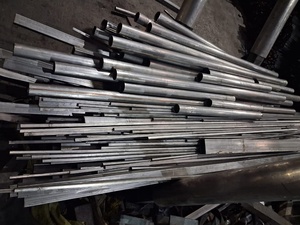 Chatarra de riel usada R50/R65 a la venta | Chatarra de vía férrea de alta calidad para reciclaje | Suministro a granel - Product Image 2