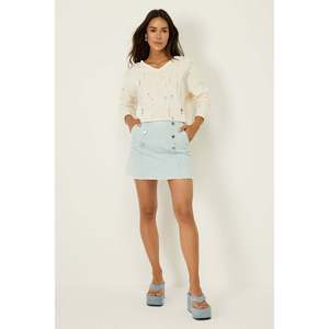 เสื้อแขนยาวลำลอง คอกลม แต่งดีเทลขาดๆ ผูกโบว์ด้านหน้า สำหรับฤดูร้อนและฤดูใบไม้ร่วง ไซส์ XL ผ้าโพลีเอสเตอร์ถัก 60% ทรงปกติ น้ำหนัก 220 กรัม - Product Image 1