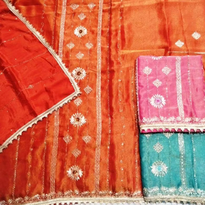 Costumes modernes non cousus de qualité supérieure pour femmes brodés à la main style traditionnel indien tendance pour les fêtes - Product Image 1