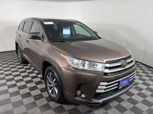 Toyota Highlander XLE 2017 - Product Image 6
