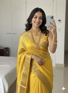 Sari Formal de Boda RICH EYEWEAR con una Amplia Gama de Colores Frescos, Tejido de Seda Suave y Brillante, Borde de Zari y Pallu de Zari - Product Image 2