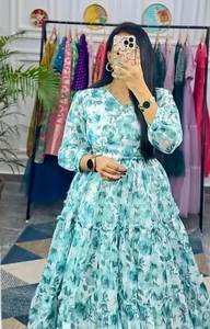 Most <b>Picked</b> Formal Wear Linen Top Pant Dupatta <b>Set</b> with Elegant Checks Pattern - Product Image 6