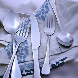 Ensemble de couverts de luxe minimalistes en acier inoxydable Snazzy pour 6 personnes, comprenant fourchettes et cuillères à café – Compatible lave-vaisselle, design moderne - Product Image 4